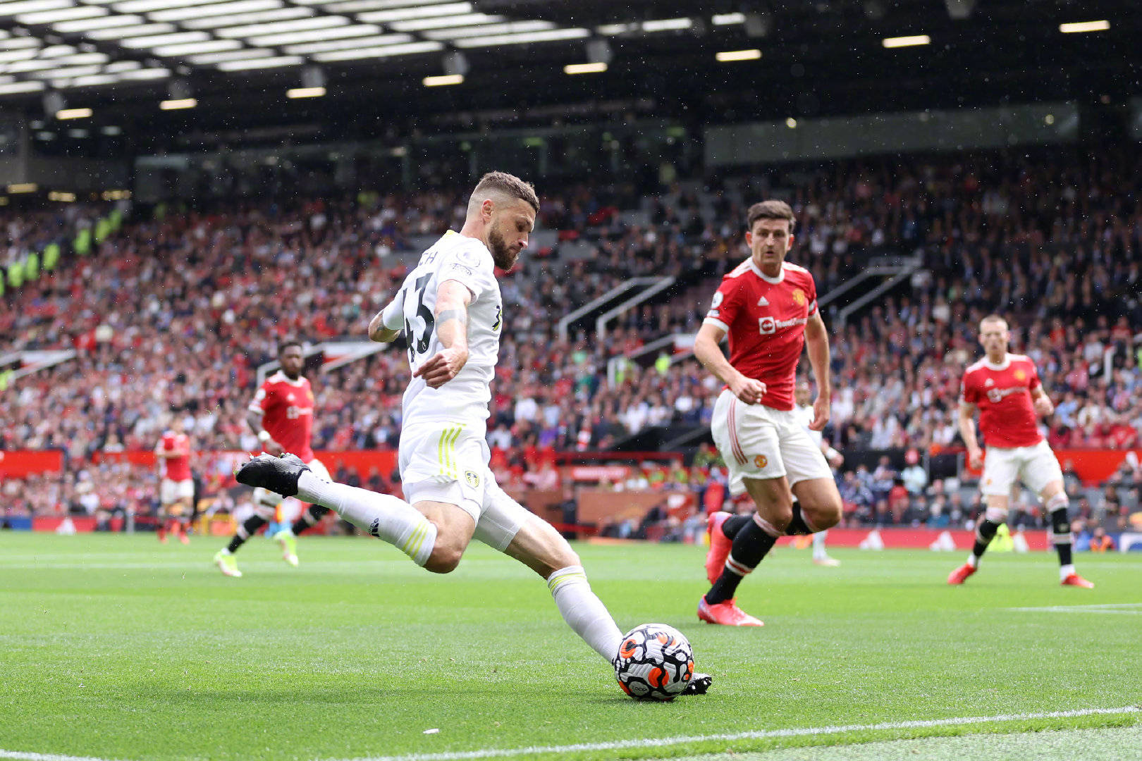 一则引人注 一则引人注