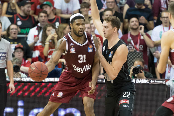 和战术布局 和战术布局